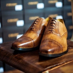 Imagem do produto Dizem que roupas fazem o homem. Na Undandy sabemos que são os sapatos. 2
