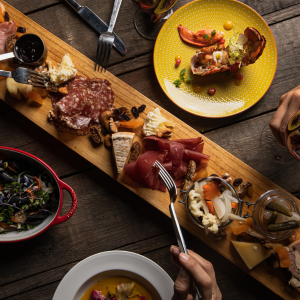 Imagem do produto A elegância conjuga-se com a excelência gastronómica. 1