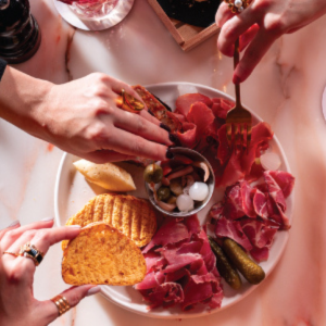 Imagem do produto A elegância conjuga-se com a excelência gastronómica. 2
