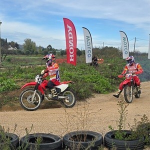 Imagem do produto VEM ANDAR DE MOTA COM CAMPEÕES 4